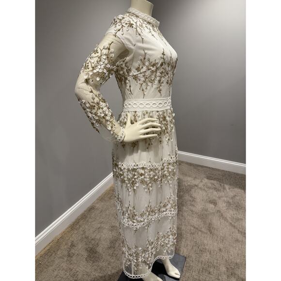 Polagram Elegant Lace Overlay Gold Embroidered Dress Size Small White Long - Picture 5 of 9